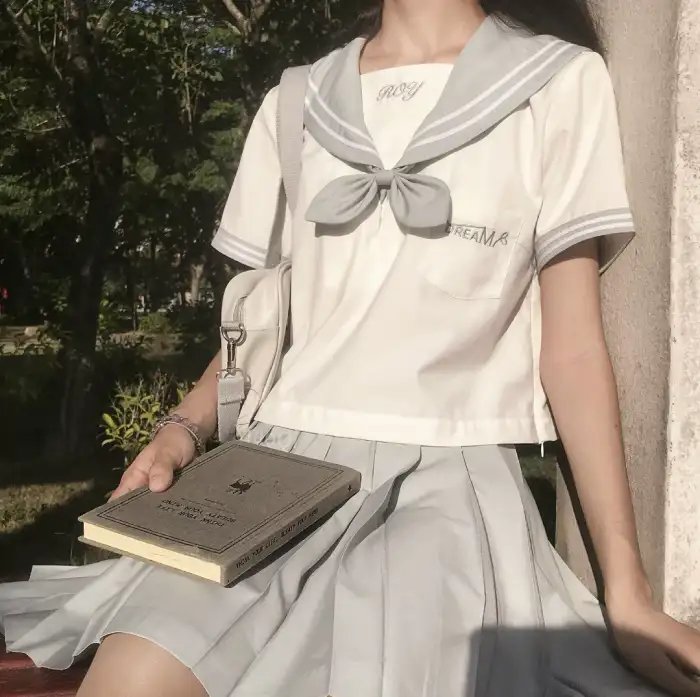 三颗星彩色冒险